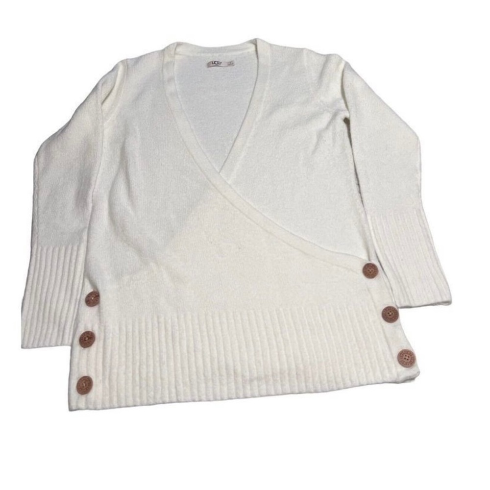 UGG Sweater large V neck